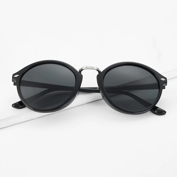 CAMILLE Vintage Style Round Cat-eye  Sunglasses - Picture 2 of 4